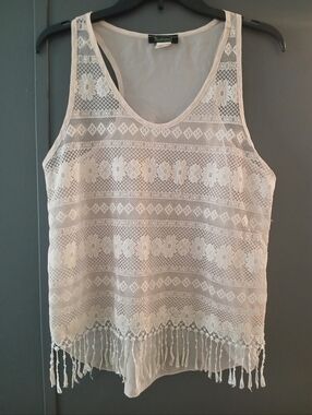 Beware! Brand Women's Boho Sleeveless, Lace, Fringe, Ivory Tank Top Sz M